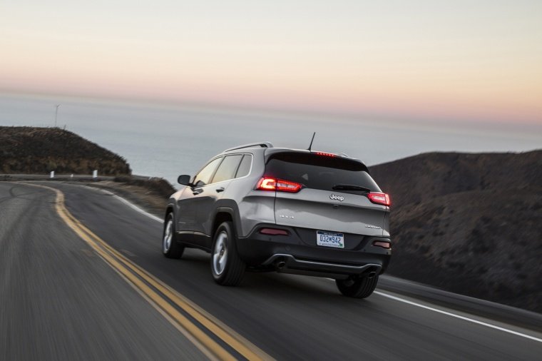 2015 Jeep Cherokee Limited 4WD Picture