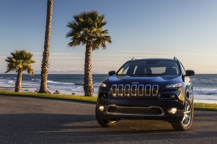 2015 Jeep Cherokee Limited 4WD Picture