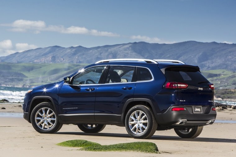 2015 Jeep Cherokee Limited 4WD Picture