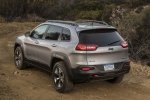 Picture of 2015 Jeep Cherokee Trailhawk 4WD in Billet Silver Metallic Clearcoat