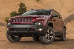 Picture of 2016 Jeep Cherokee Trailhawk 4WD in Deep Cherry Red Crystal Pearlcoat