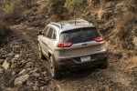 Picture of 2016 Jeep Cherokee Trailhawk 4WD in Billet Silver Metallic Clearcoat