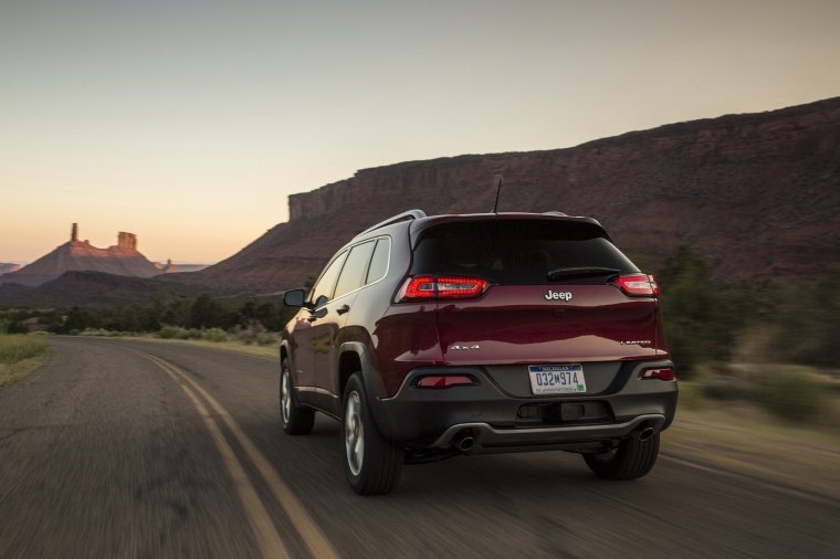 2017 Jeep Cherokee Limited 4WD Picture