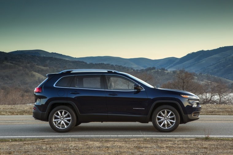 2017 Jeep Cherokee Limited 4WD Picture