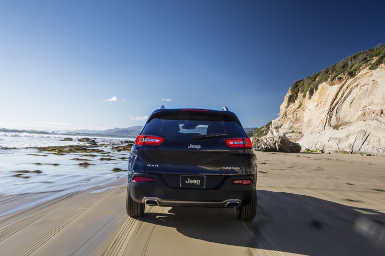 2017 Jeep Cherokee Limited 4WD Picture