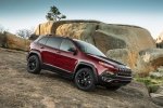 Picture of 2017 Jeep Cherokee Trailhawk 4WD in Deep Cherry Red Crystal Pearlcoat