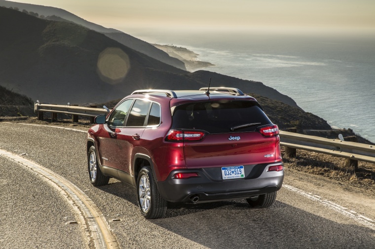 2018 Jeep Cherokee Latitude Picture