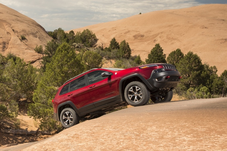 2018 Jeep Cherokee Trailhawk 4WD Picture