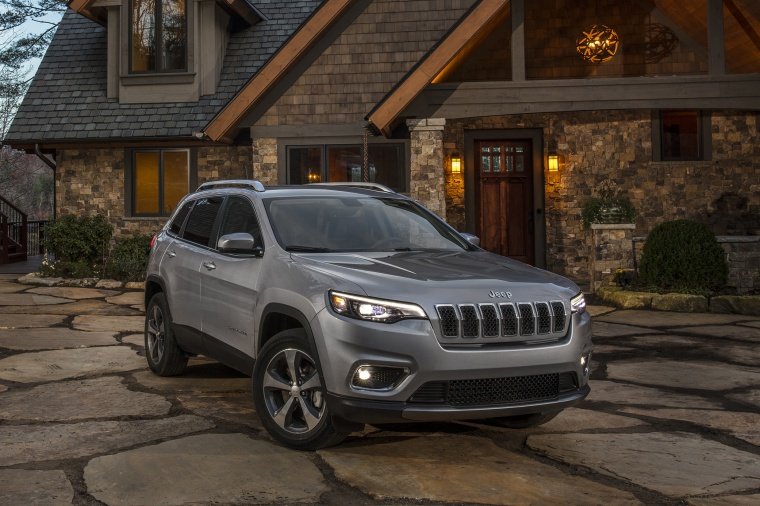 2019 Jeep Cherokee Limited 4WD Picture