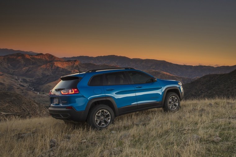2019 Jeep Cherokee Trailhawk 4WD Picture