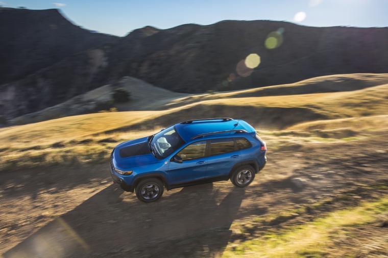 2019 Jeep Cherokee Trailhawk 4WD Picture