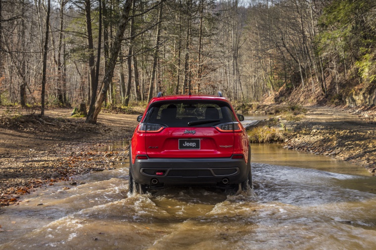 2019 Jeep Cherokee Trailhawk 4WD Picture