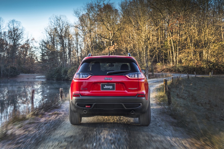 2019 Jeep Cherokee Trailhawk 4WD Picture