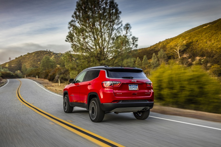 2018 Jeep Compass Limited 4WD Picture