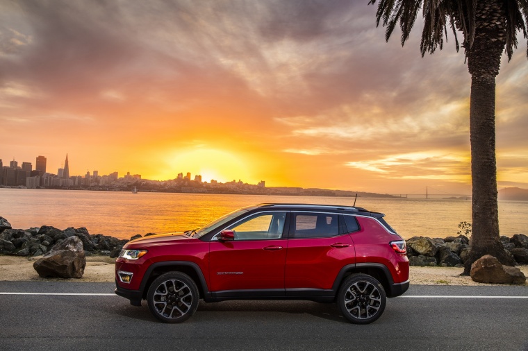 2018 Jeep Compass Limited 4WD Picture