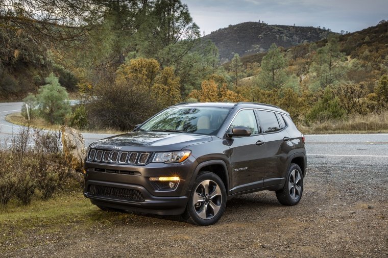 2018 Jeep Compass Latitude 4WD Picture