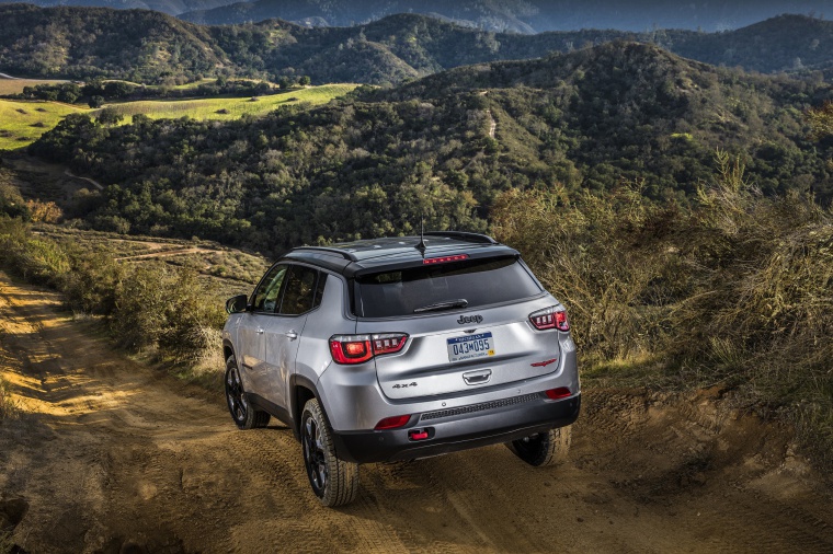 2020 Jeep Compass Trailhawk 4WD Picture