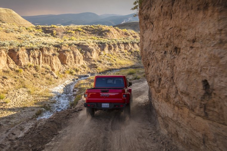 2020 Jeep Gladiator Crew Cab Rubicon 4WD Picture