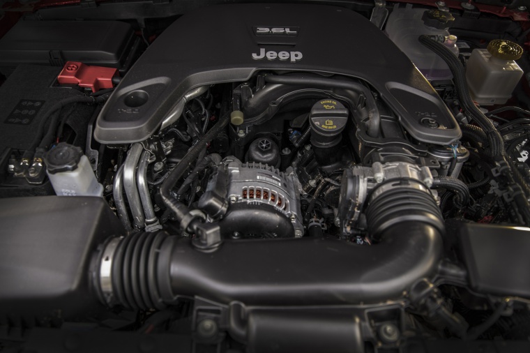 2020 Jeep Gladiator Crew Cab Rubicon 4WD 3.6-liter V6 Engine Picture