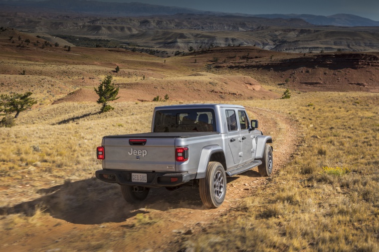 2020 Jeep Gladiator Crew Cab Overland 4WD Picture