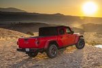 Picture of 2020 Jeep Gladiator Crew Cab Rubicon 4WD in Firecracker Red Clearcoat
