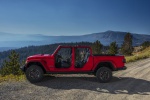 Picture of 2020 Jeep Gladiator Crew Cab Rubicon 4WD without doors in Firecracker Red Clearcoat