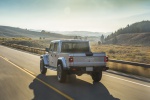 Picture of 2020 Jeep Gladiator Crew Cab Overland 4WD in Billet Silver Metallic Clearcoat