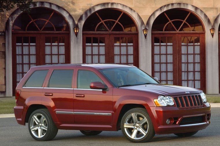 2010 Jeep Grand Cherokee SRT8 Picture