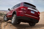 Picture of 2011 Jeep Grand Cherokee Limited 4WD in Inferno Red Crystal Pearlcoat