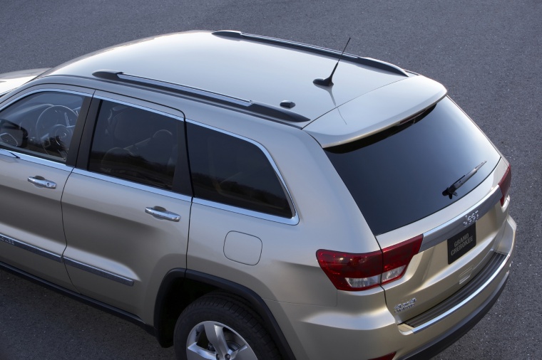 2012 Jeep Grand Cherokee Roof Rack Picture