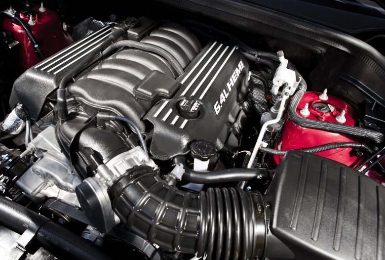 2013 Jeep Grand Cherokee SRT8 4WD 6.4-liter V8 Hemi Engine Picture