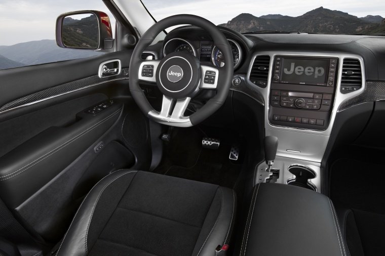 2013 Jeep Grand Cherokee SRT8 4WD Cockpit Picture
