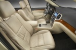 Picture of 2013 Jeep Grand Cherokee Front Seats