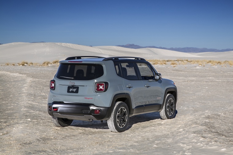 2015 Jeep Renegade Trailhawk 4WD Picture