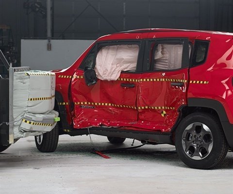 2015 Jeep Renegade IIHS Side Impact Crash Test Picture