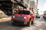 Picture of 2015 Jeep Renegade Latitude 4WD in Colorado Red