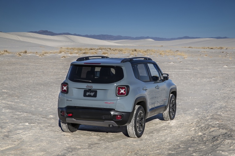2016 Jeep Renegade Trailhawk 4WD Picture