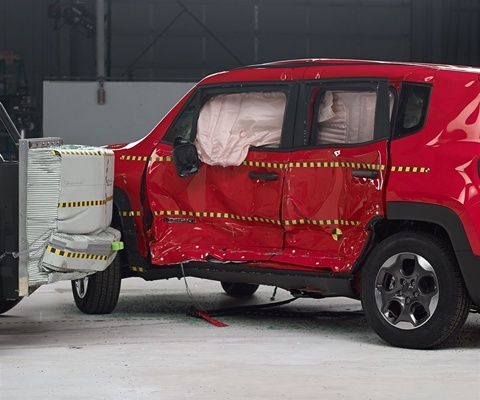 2016 Jeep Renegade IIHS Side Impact Crash Test Picture