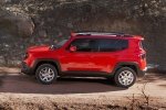Picture of 2016 Jeep Renegade Latitude 4WD in Colorado Red