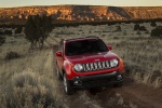 Picture of 2018 Jeep Renegade Latitude 4WD in Colorado Red