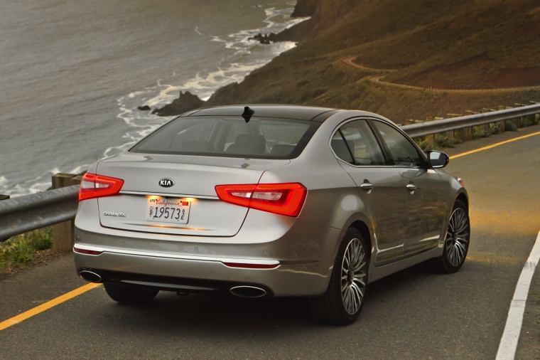 2014 Kia Cadenza Picture