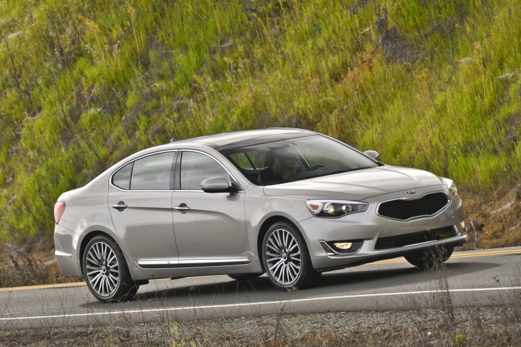 2016 Kia Cadenza Picture