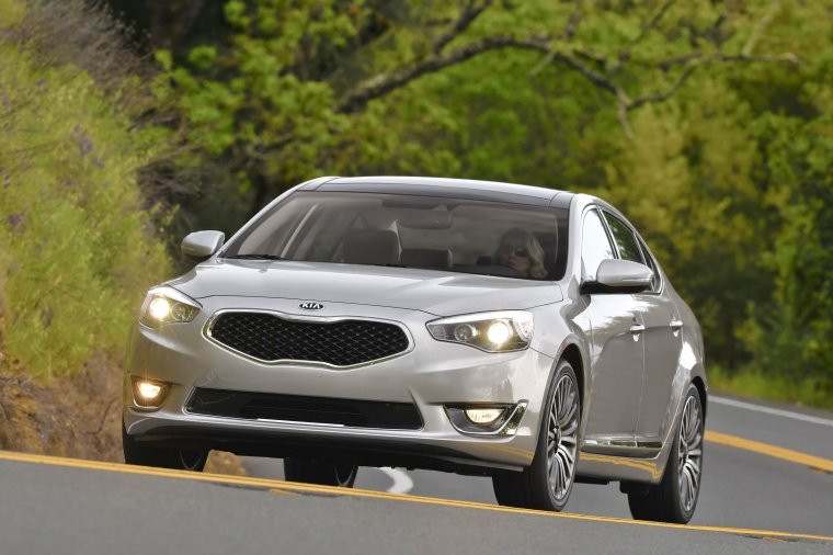 2016 Kia Cadenza Picture
