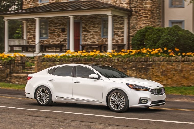 2017 Kia Cadenza Limited Picture
