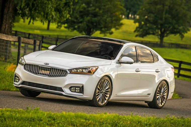 2017 Kia Cadenza Limited Picture