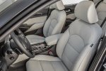 Picture of 2017 Kia Cadenza Front Seats