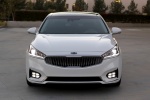 Picture of 2017 Kia Cadenza in Snow White Pearl