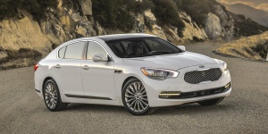 2015 Kia K900 Pictures