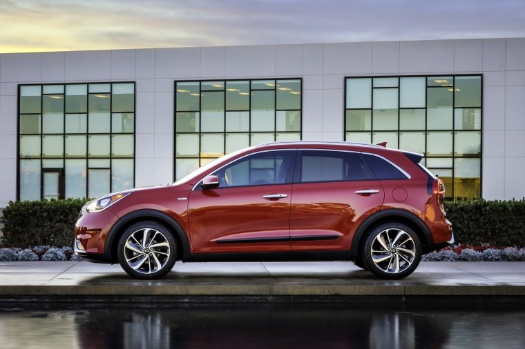 2018 Kia Niro Hybrid Picture