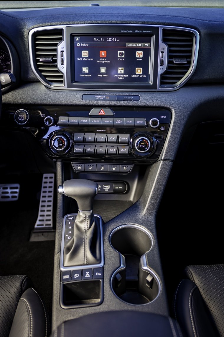 2017 Kia Sportage SX Turbo Center Stack Picture